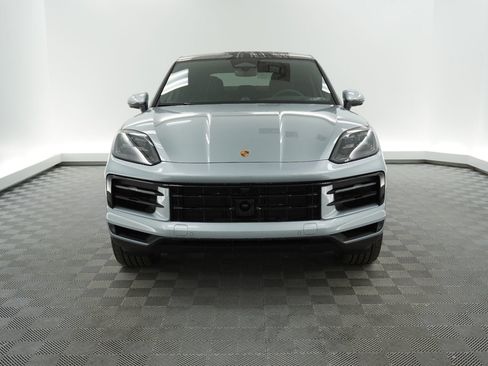 New 2026 Porsche Cayenne Coupe AWD/4WD image 8