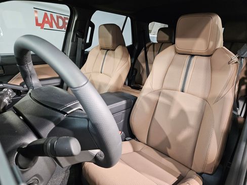 New 2026 Toyota 4Runner Limited AWD/4WD image 12