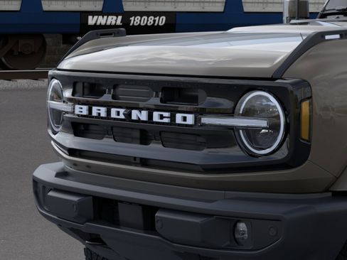 New 2026 Ford Bronco Outer Banks AWD/4WD image 32
