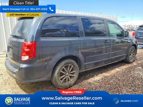 Used 2014 Dodge Grand Caravan SXT FWD image 4