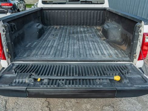 Used 2011 Ford F350 Lariat w/ Lariat Interior Pkg image 14