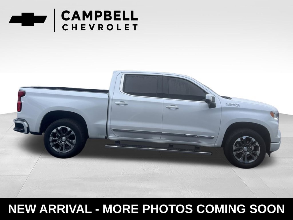 Used 2024 Chevrolet Silverado 1500 High Country w/ Technology Package AWD/4WD image 6