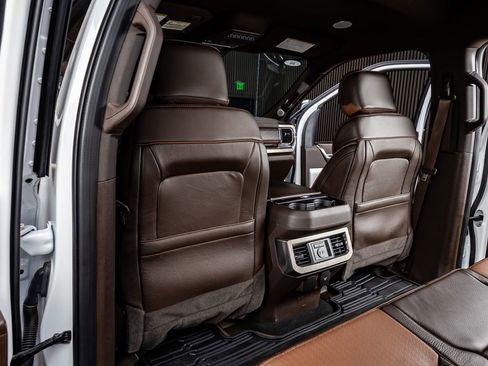 Used 2024 Ford F250 King Ranch w/ Chrome Package image 33