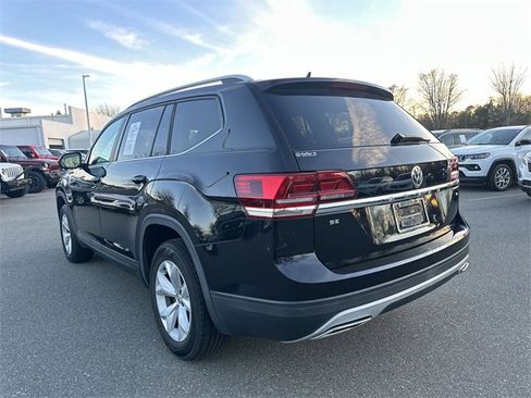 Used 2018 Volkswagen Atlas SE image 3