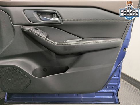 Used 2023 Nissan Rogue SL w/ SL Premium Package image 28