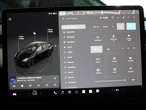 Used 2023 Tesla Model Y Performance image 28