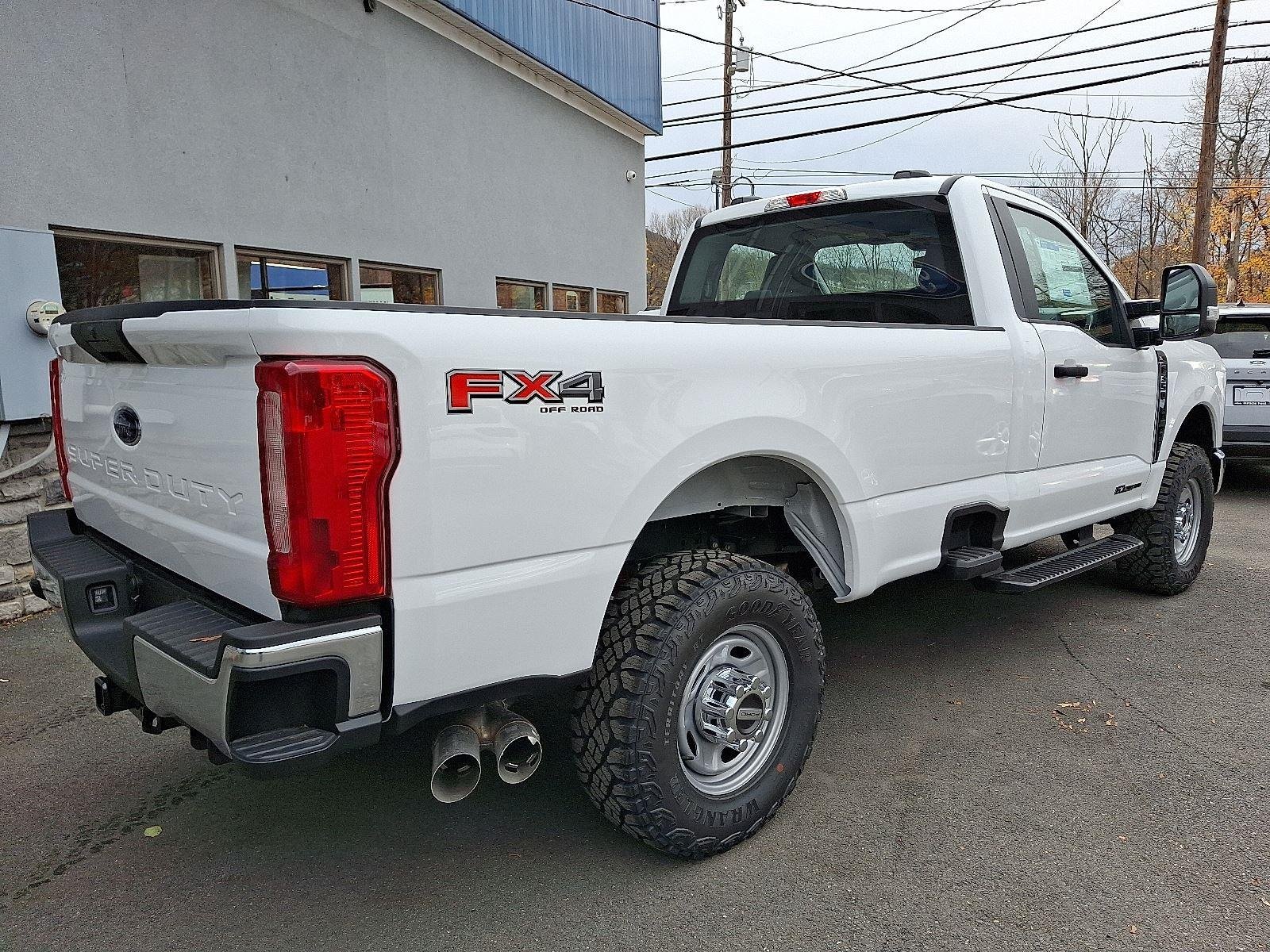 New 2026 Ford F350 XL w/ XL Off-Road Package AWD/4WD image 5