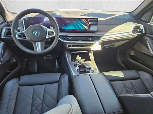 New 2026 BMW X5 xDrive50e w/ M Sport Package image 14