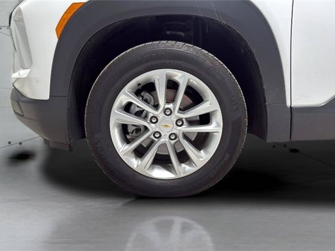 Used 2026 Chevrolet TrailBlazer LS w/ LS Confidence Package AWD/4WD image 25