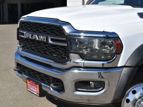 Used 2022 RAM 5500 Tradesman w/ Chrome Appearance Group RWD image 35
