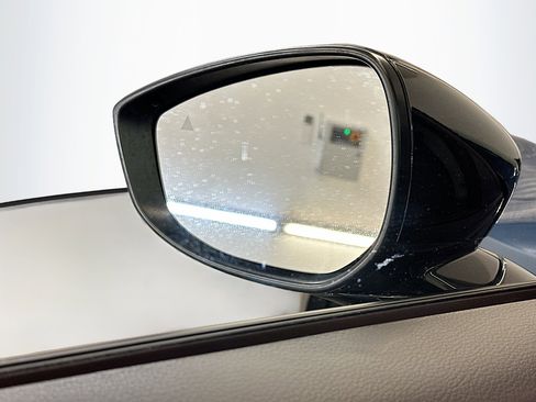 Used 2025 MAZDA CX-50 AWD 2.5 S w/ Preferred Package image 16