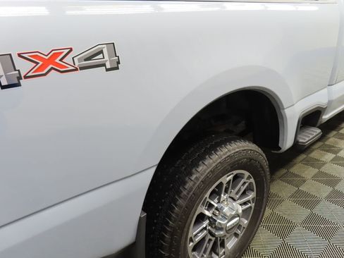Used 2025 Ford F350 Platinum w/ Platinum Plus Package image 37