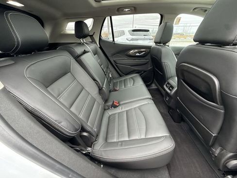 Used 2022 GMC Terrain Denali image 28