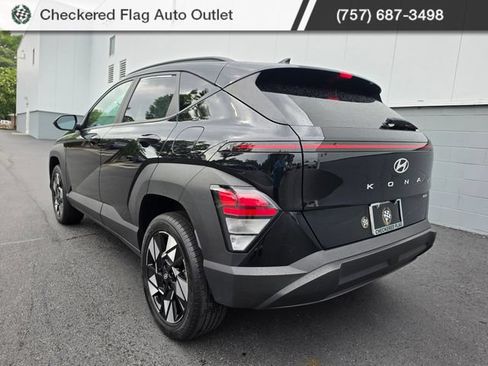 Used 2024 Hyundai Kona SEL w/ Convenience Package AWD/4WD image 3