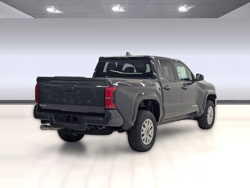 New 2025 Toyota Tacoma SR image 7