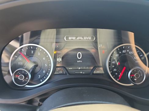 New 2026 RAM 1500 4x4 Crew Cab image 19