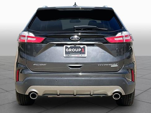 Used 2020 Ford Edge Titanium FWD image 5