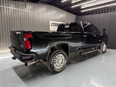 Used 2022 Chevrolet Silverado 3500 High Country w/ Z71 Off-Road Package image 3