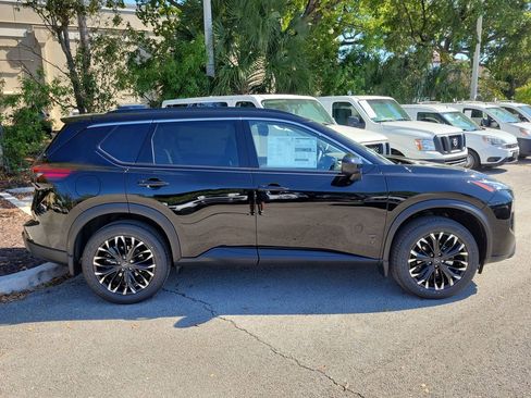 New 2026 Nissan Rogue Dark Armor image 8
