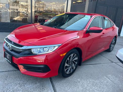 Used 2016 Honda Civic EX image 2