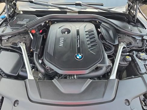 Used 2019 BMW 740i w/ Cold Weather Package RWD image 56