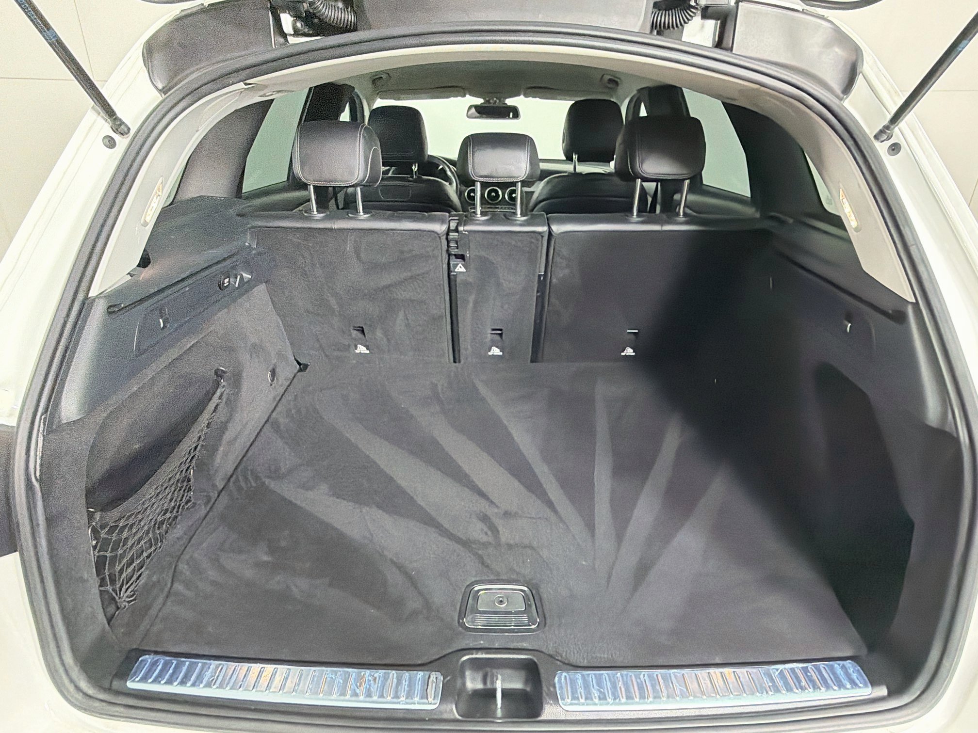 Used 2019 Mercedes-Benz GLC 300 image 28