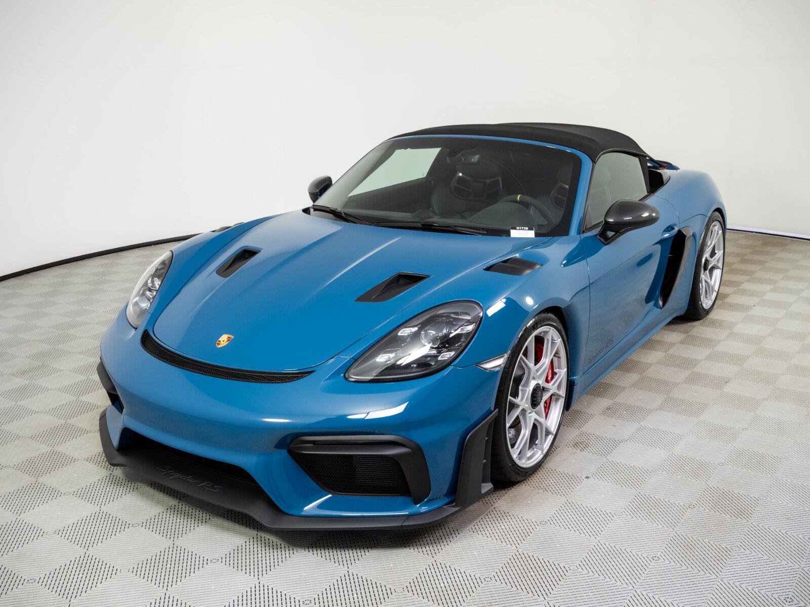 Used 2024 Porsche 718 Boxster Spyder RS RWD image 31
