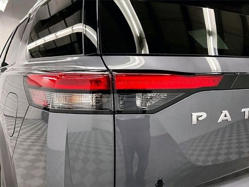 New 2025 Nissan Pathfinder Platinum w/ Cargo Package image 18