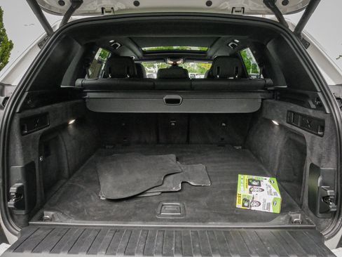 Used 2022 BMW X5 xDrive40i AWD/4WD image 32