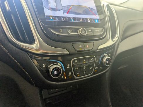 Certified 2024 Chevrolet Equinox Premier image 34