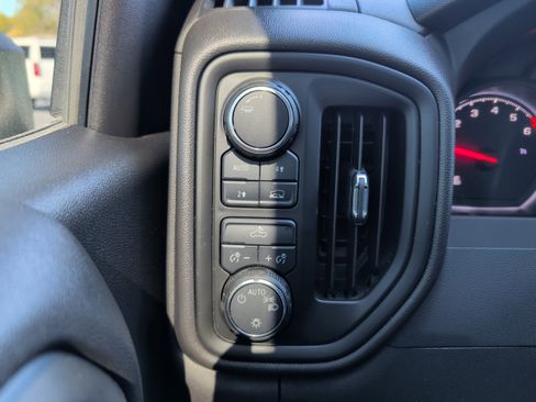 Used 2025 Chevrolet Silverado 1500 W/T w/ WT Value Package AWD/4WD image 23