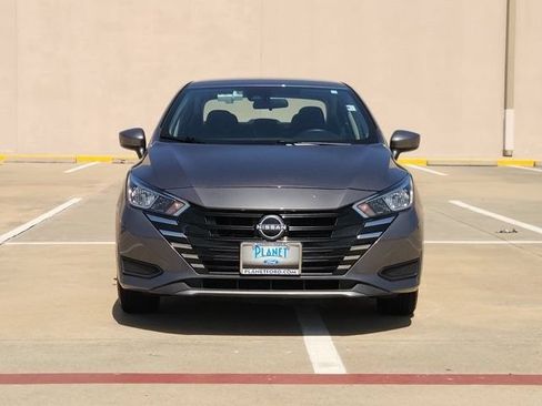 Used 2024 Nissan Versa SV FWD image 2