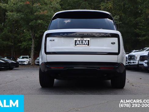Used 2023 Land Rover Range Rover SE image 7