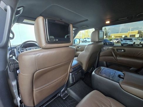Used 2023 Nissan Armada Platinum w/ Captain's Chairs Package image 18