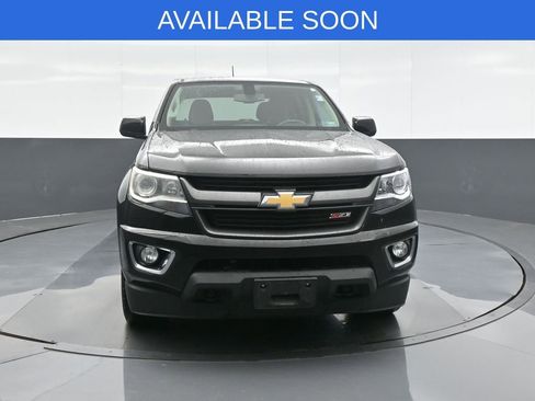 Used 2015 Chevrolet Colorado Z71 AWD/4WD image 2