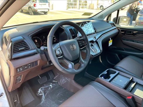New 2026 Honda Odyssey Elite image 9