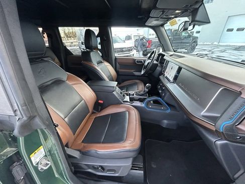 Used 2022 Ford Bronco Outer Banks image 15