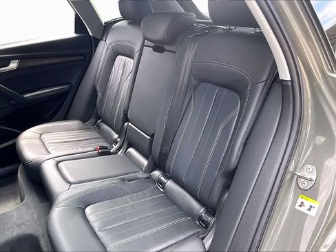 Used 2023 Audi Q5 2.0T Premium Plus AWD/4WD image 21