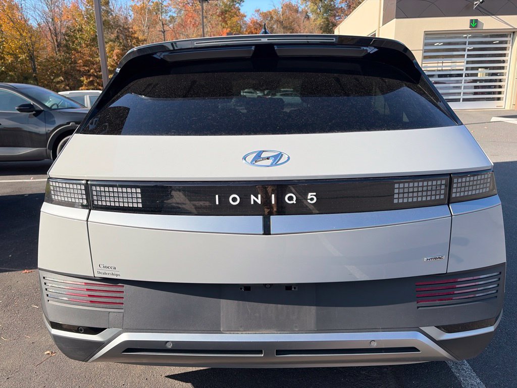 Used 2024 Hyundai Ioniq 5 SEL AWD/4WD image 6