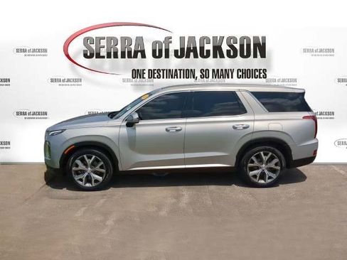 Used 2021 Hyundai Palisade SEL w/ Premium Package FWD image 5