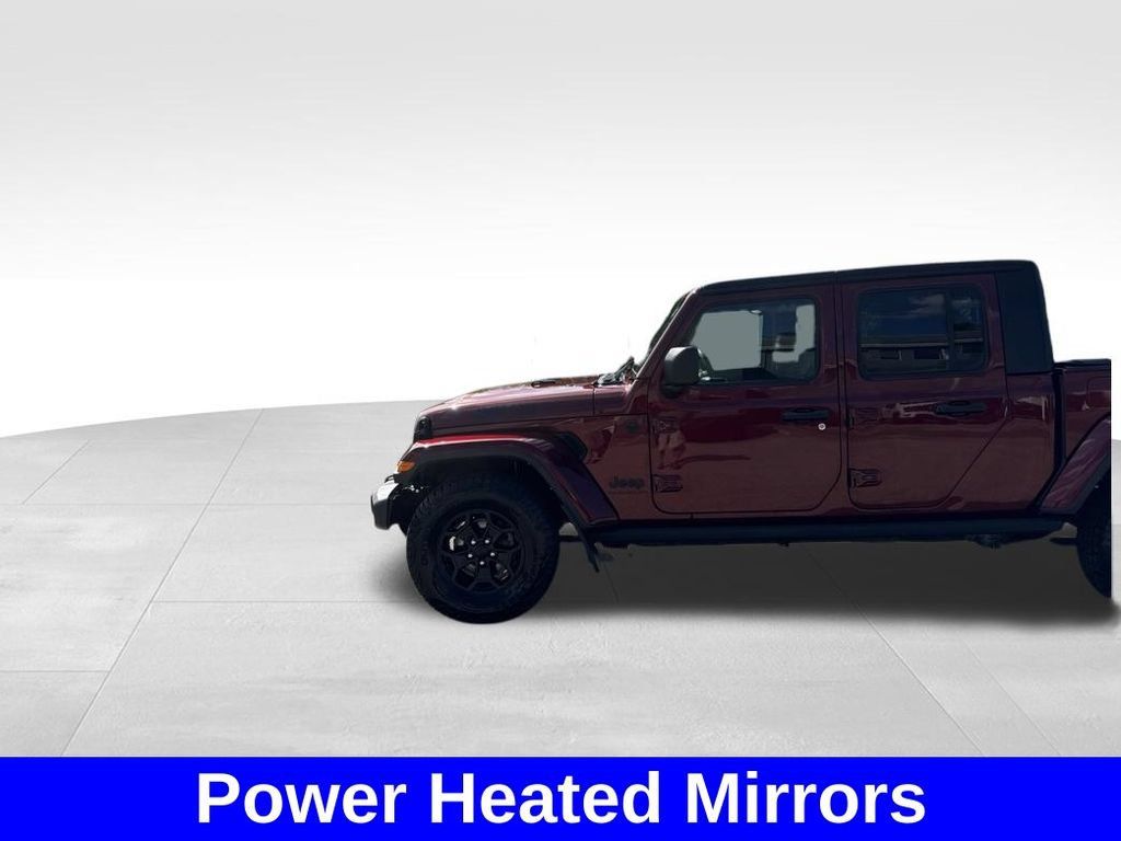 Used 2021 Jeep Gladiator Sport AWD/4WD image 16