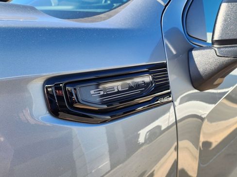 New 2026 GMC Sierra 1500 Elevation w/ LPO, Elevation Black Package image 11