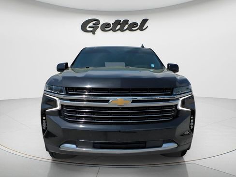 Used 2022 Chevrolet Tahoe LT w/ Luxury Package AWD/4WD image 2