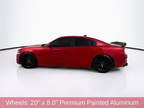 Used 2017 Dodge Charger R/T w/ Plus Group RWD image 4
