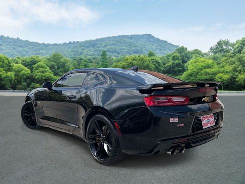 Used 2018 Chevrolet Camaro SS RWD image 24