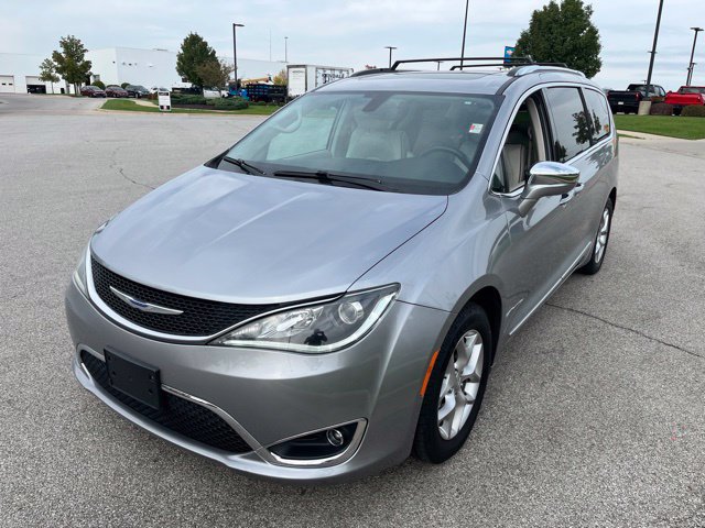 Used 2019 Chrysler Pacifica Limited FWD image 2