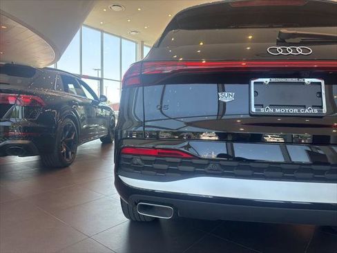 Used 2025 Audi Q5 Premium w/ Convenience Package AWD/4WD image 6