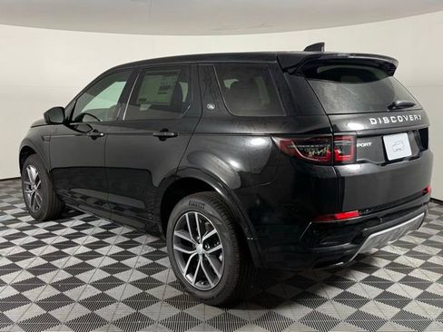 Used 2025 Land Rover Discovery Sport S image 5