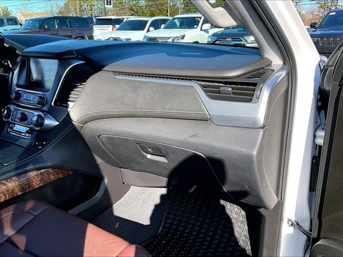 Used 2019 Chevrolet Tahoe Premier w/ Premier Plus Edition image 23