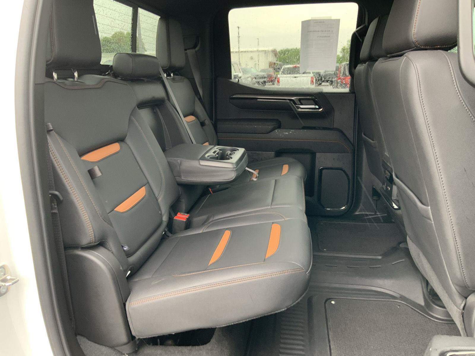 Used 2023 GMC Sierra 1500 AT4 w/ AT4 Premium Package AWD/4WD image 60